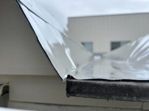 樹脂加工工場の屋根遮熱工事の施工事例／神奈川フッ素 様／完成