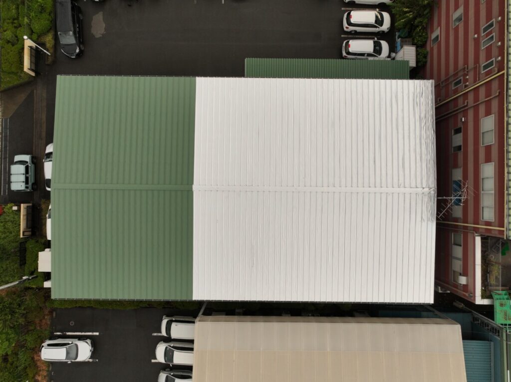 サーモバリアで遮熱した工場屋根